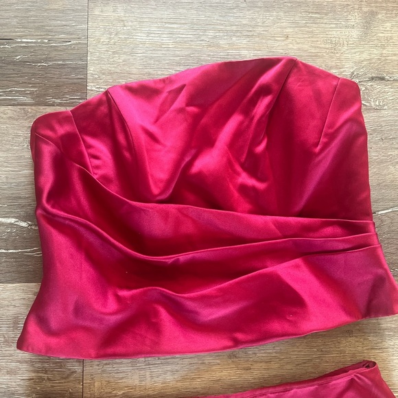 Alexia Designs Size 18 strapless Two Piece Gown Set
- Picture 10 of 13